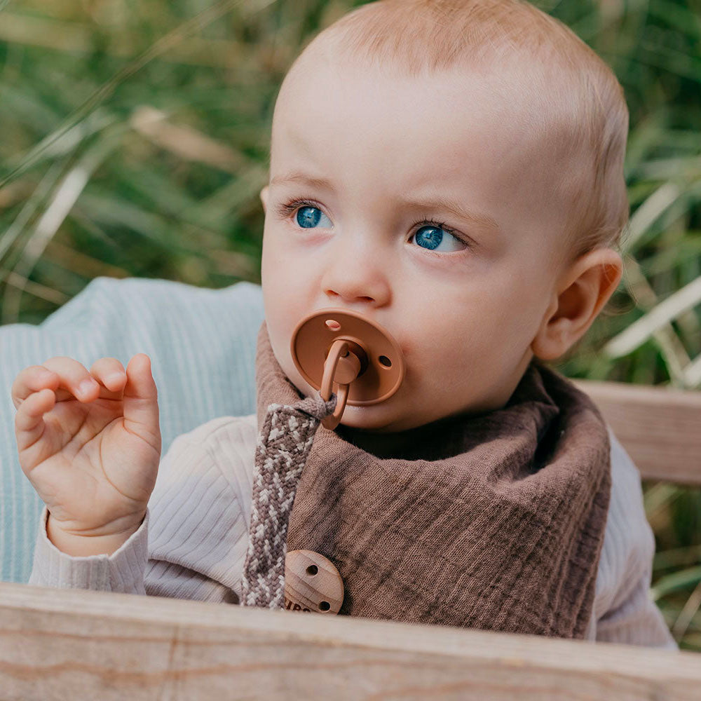 Chupetero Trenzado Dark Oak/Vanilla - Bibs