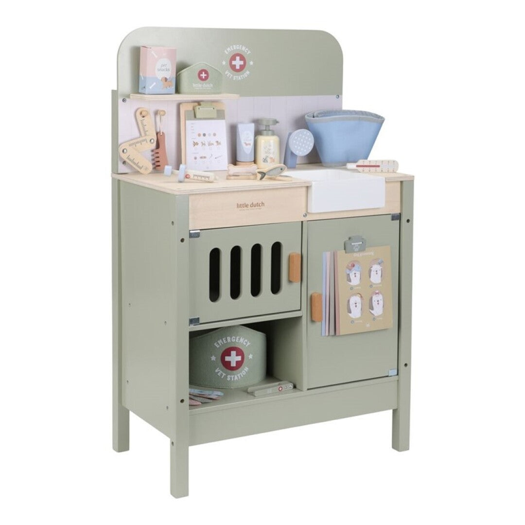 Clínica Veterinaria de Madera - Little Dutch