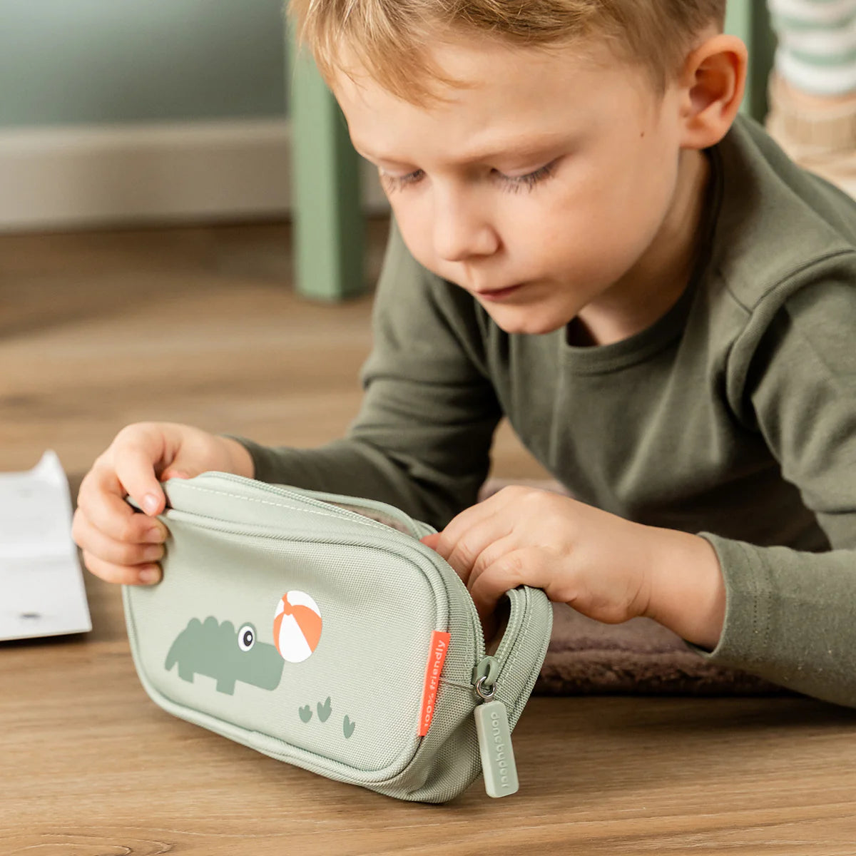 Estuche Infantil Playground Verde - Done By Deer