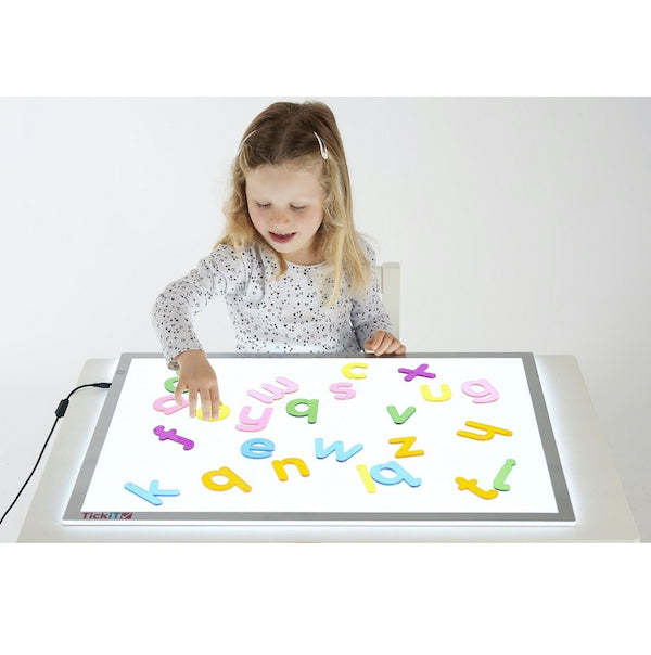 Letras Minúsculas de Colores Translúcidos - Tickit