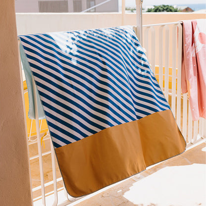 Toalla Playa Microfibra Stripes Azul - Monnëka