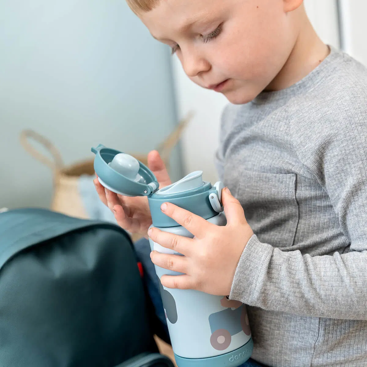 botella-termica-tiny-farm-azul-340-ml-done-by-deer3