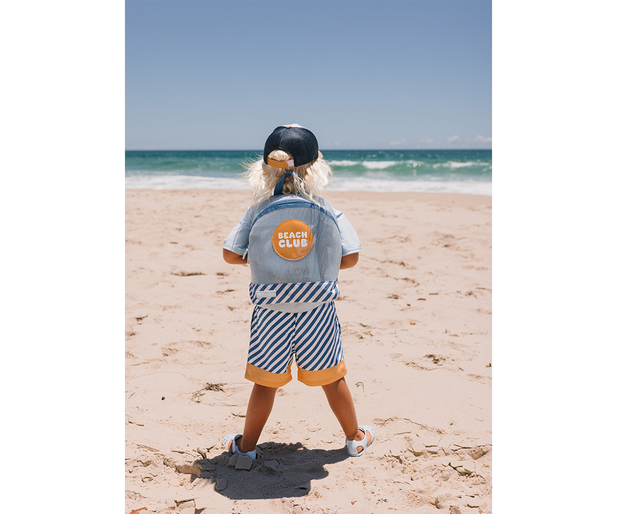 mochila-infantil-antiarena-stripes-azul-monneka4